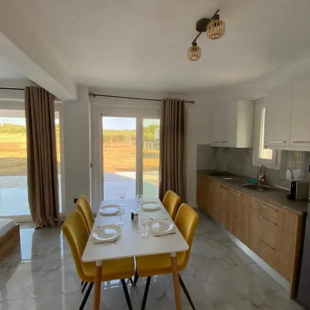 Holiday home Luz Del Sol Nea Moudania